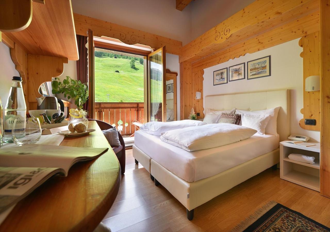 Hotel Posta Livigno Luaran gambar