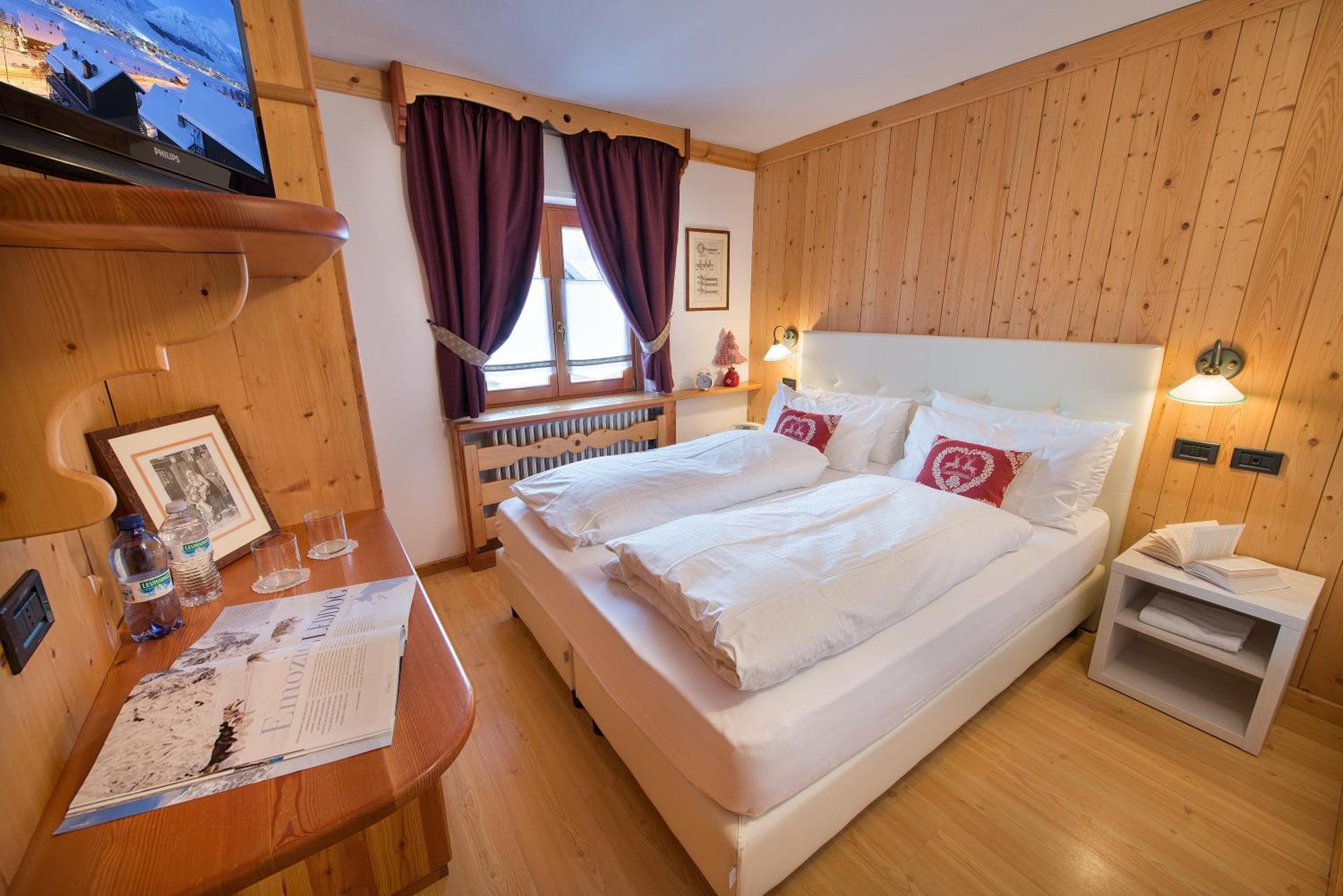Hotel Posta Livigno Luaran gambar
