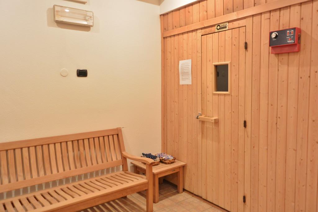 Hotel Posta Livigno Luaran gambar