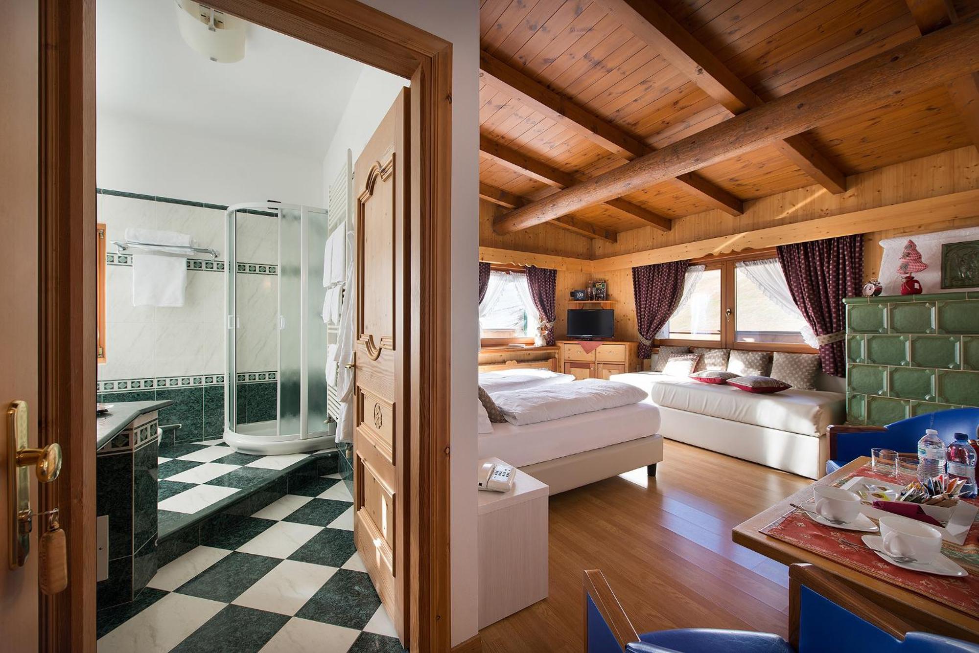 Hotel Posta Livigno Luaran gambar