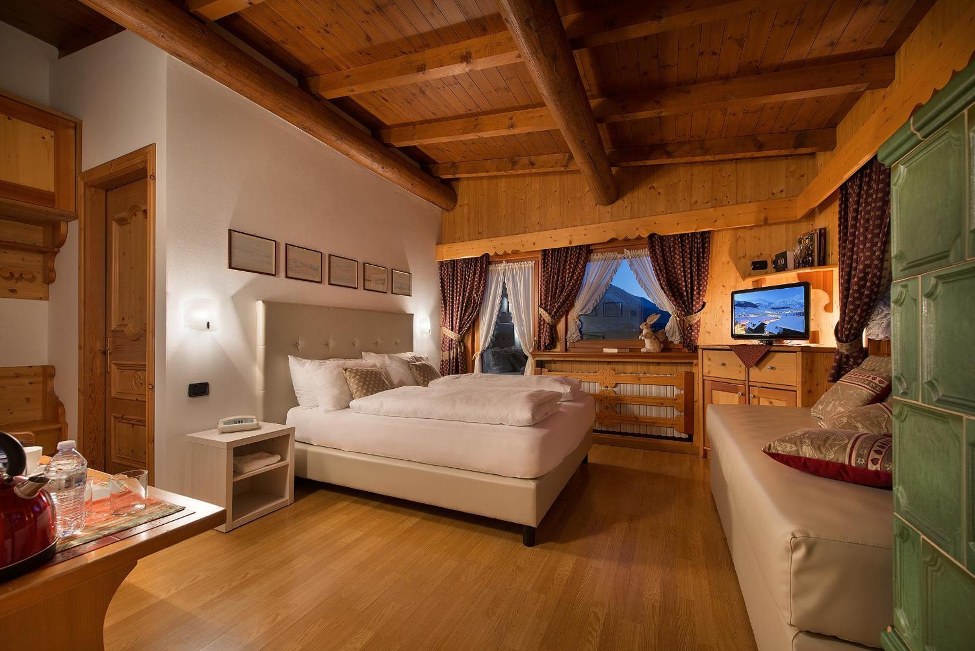 Hotel Posta Livigno Luaran gambar