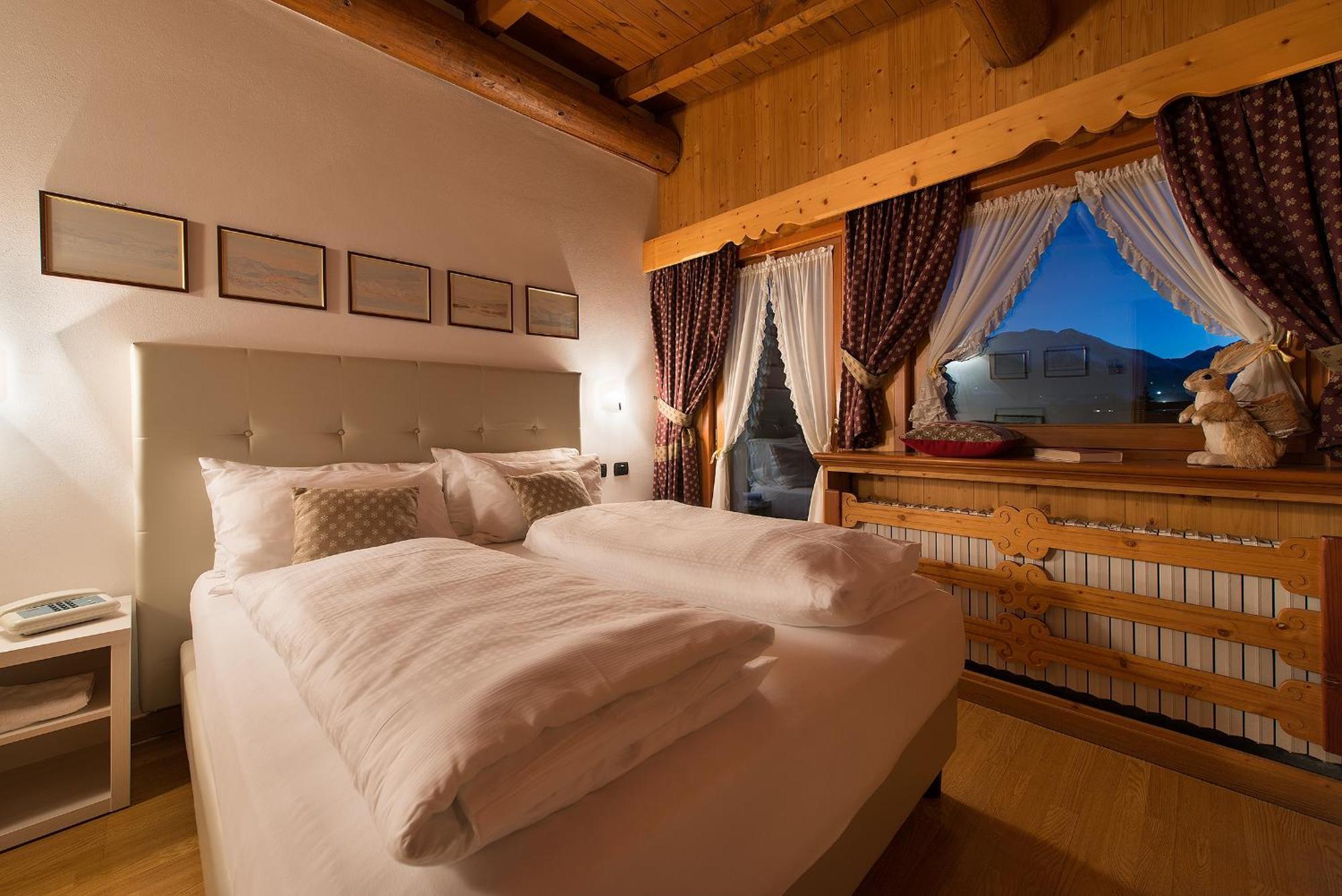 Hotel Posta Livigno Luaran gambar