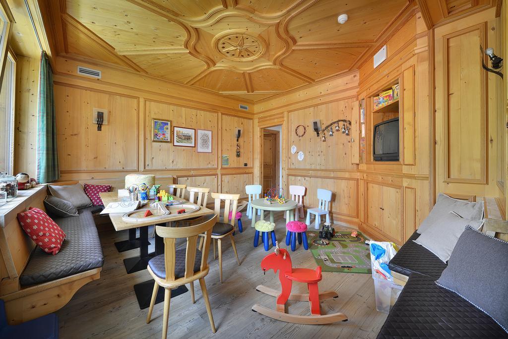 Hotel Posta Livigno Luaran gambar