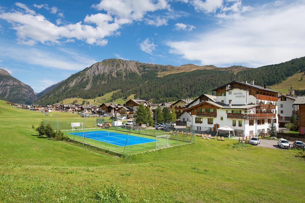 Hotel Posta Livigno Luaran gambar