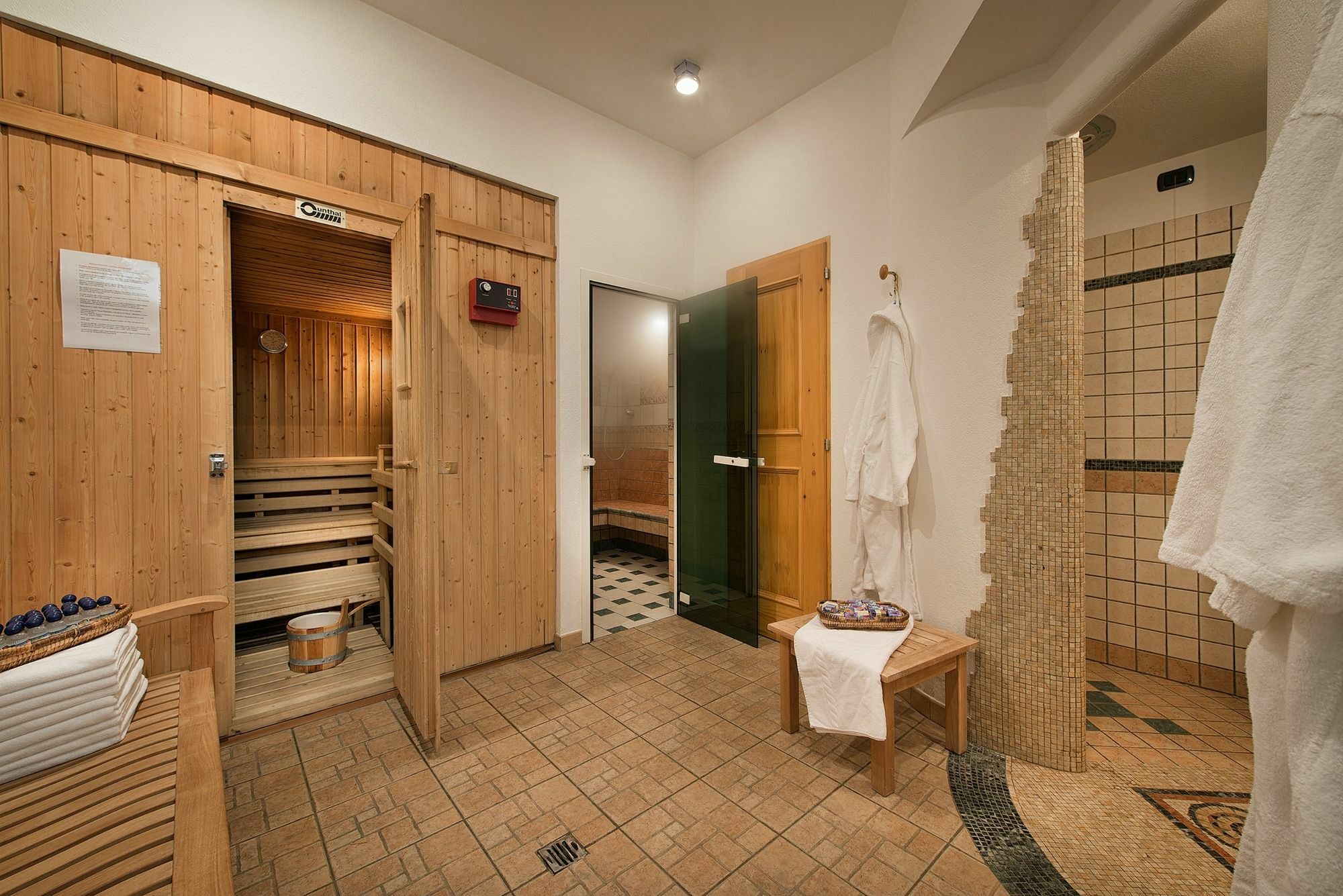 Hotel Posta Livigno Luaran gambar